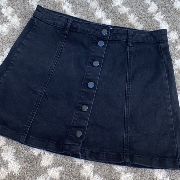 Forever 21 Black Denim Mini skirt size 29 medium Jean skirt - Picture 8 of 10
